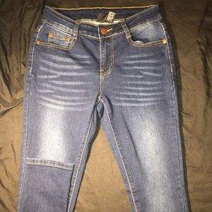 Fashion Nova Skinny jeans
